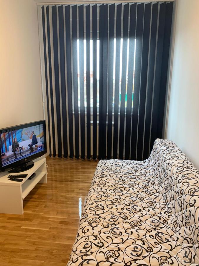 Royal Residence Apartmani Pancevo Exterior photo